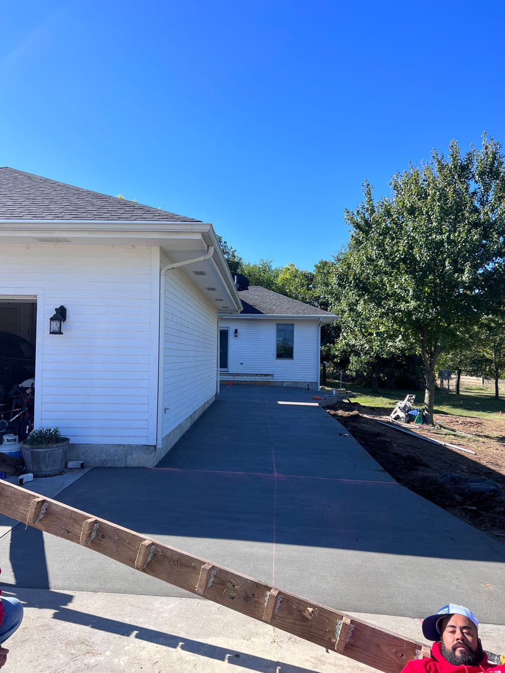 Gallery photos for Backyard Makeover with Patio and Retaining Wall in Wamego: Image #9