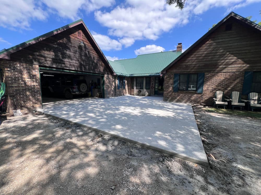 Project Concrete Driveway Makeover in Overland Park image