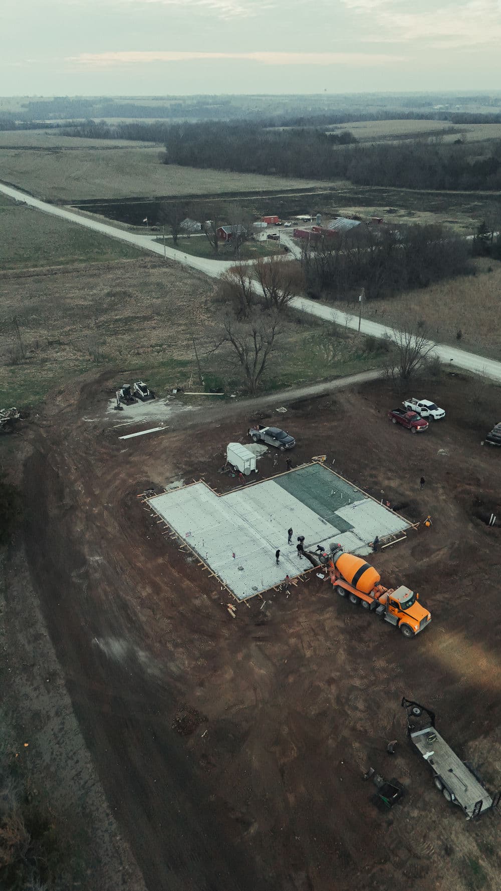 Gallery photos for 4,000 Sqft House Pad Poured Near St. George KS: Image #1