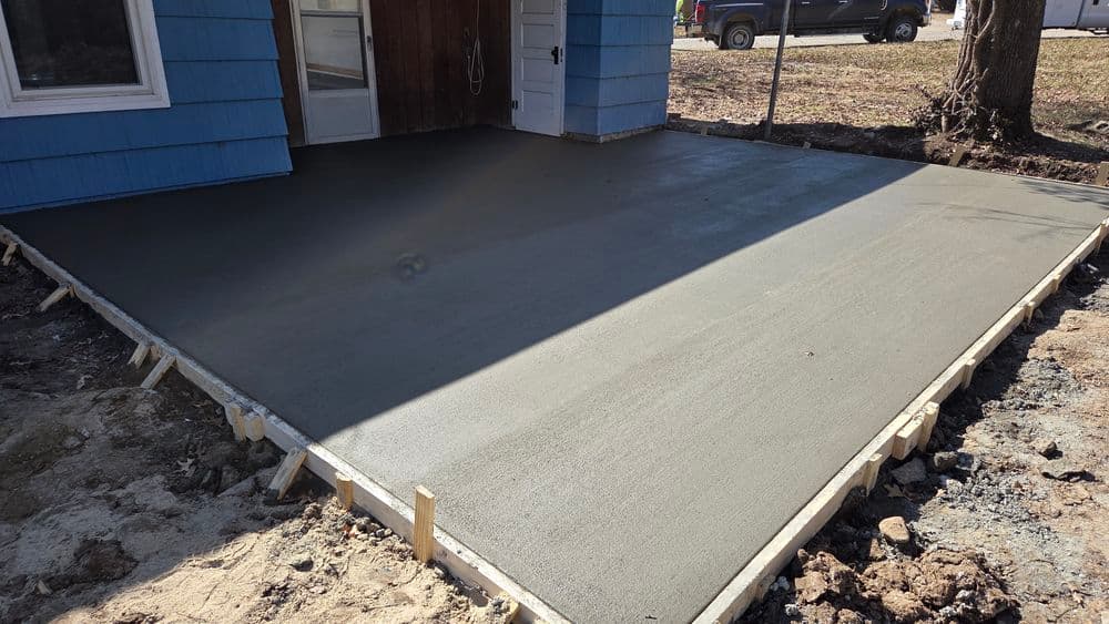 Gallery photos for Concrete Driveway, Garage Floor & Patio Project – Manhattan / Wamego, KS Area: Image #2